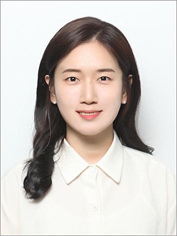 신선희 선생님 사진