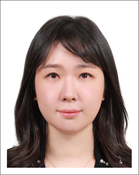 윤희연 선생님 사진