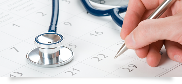 건강증진센터에서 두사람이 대화하는 사진