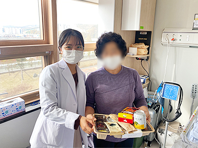 환자와 가족을 위한 돌봄행사(생일파티, 나들이, 절기별 행사 등)1